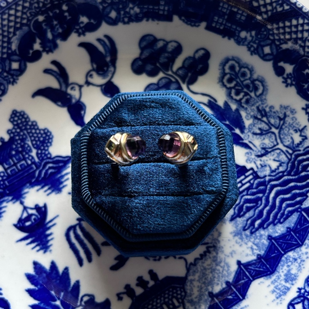 Gemstone cable ring